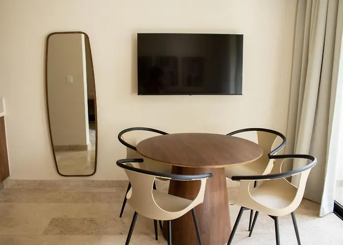 Apartment Paravian 107a, 1-bedroom Condo, Playa del Carmen